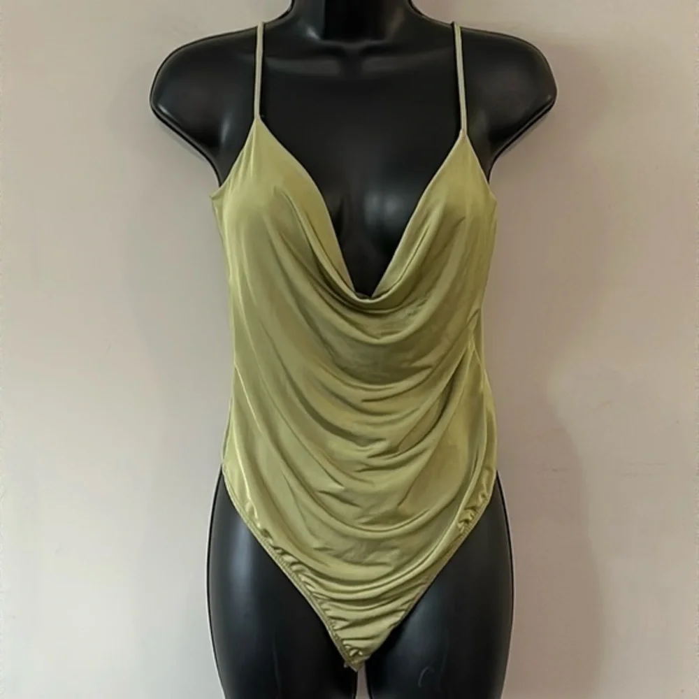Out From Under x URBAN OUTFITTERS Women's Green Bodysuit moss green medium - Picture 1 of 10